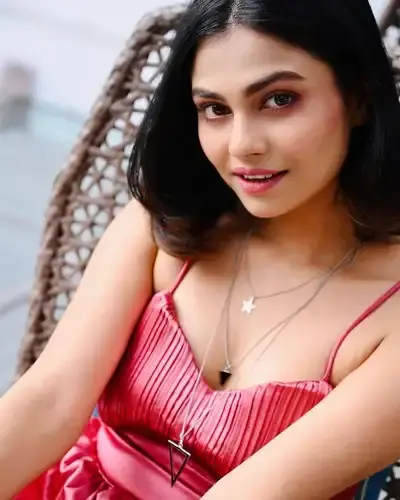 Escort Service Dabra